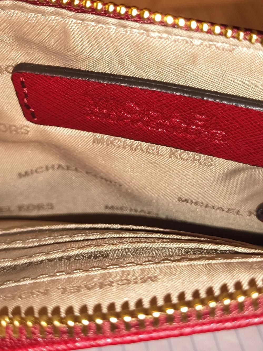Michael Kors compact michael